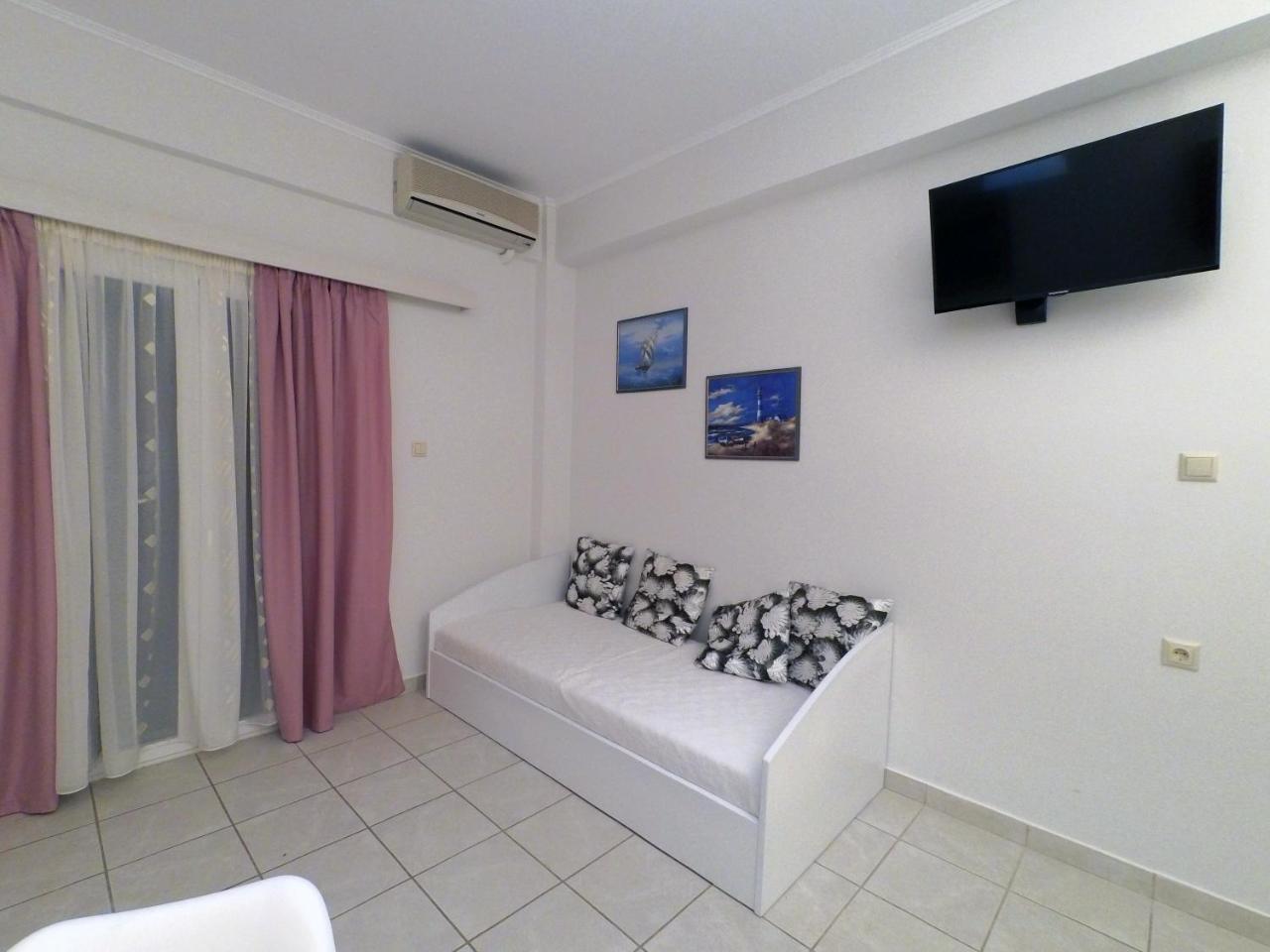 Studios Magda Paralia Vrachou Exterior photo